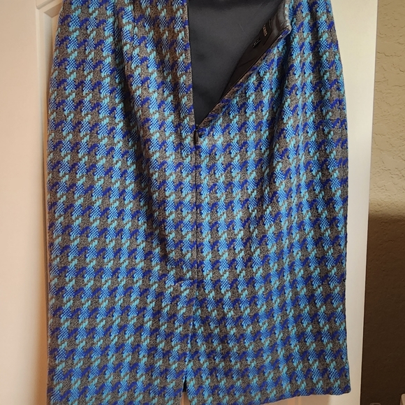 Talbots blue houndstooth pencil shirt size 4 - Picture 2 of 2